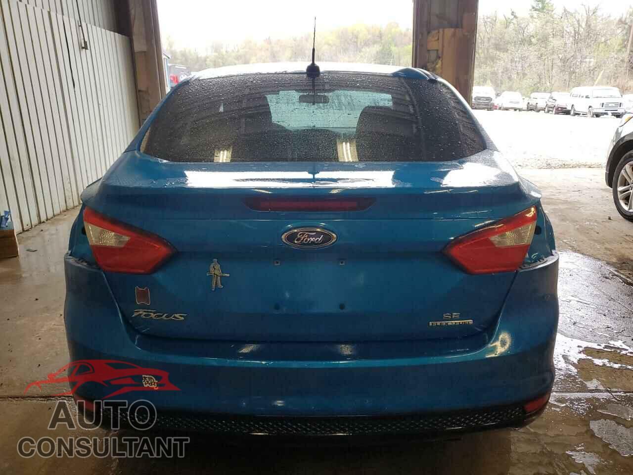 FORD FOCUS 2014 - 1FADP3F28EL240979