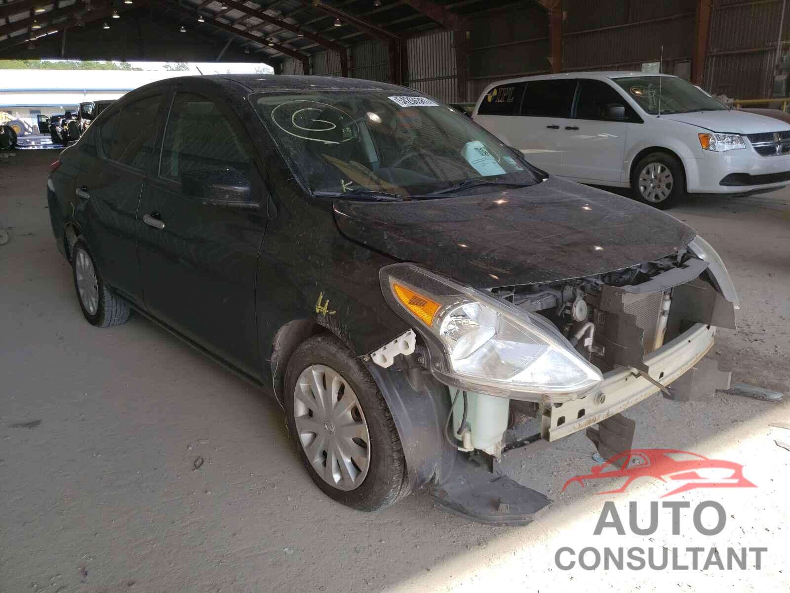 NISSAN VERSA 2017 - 3N1CN7AP7HL806759
