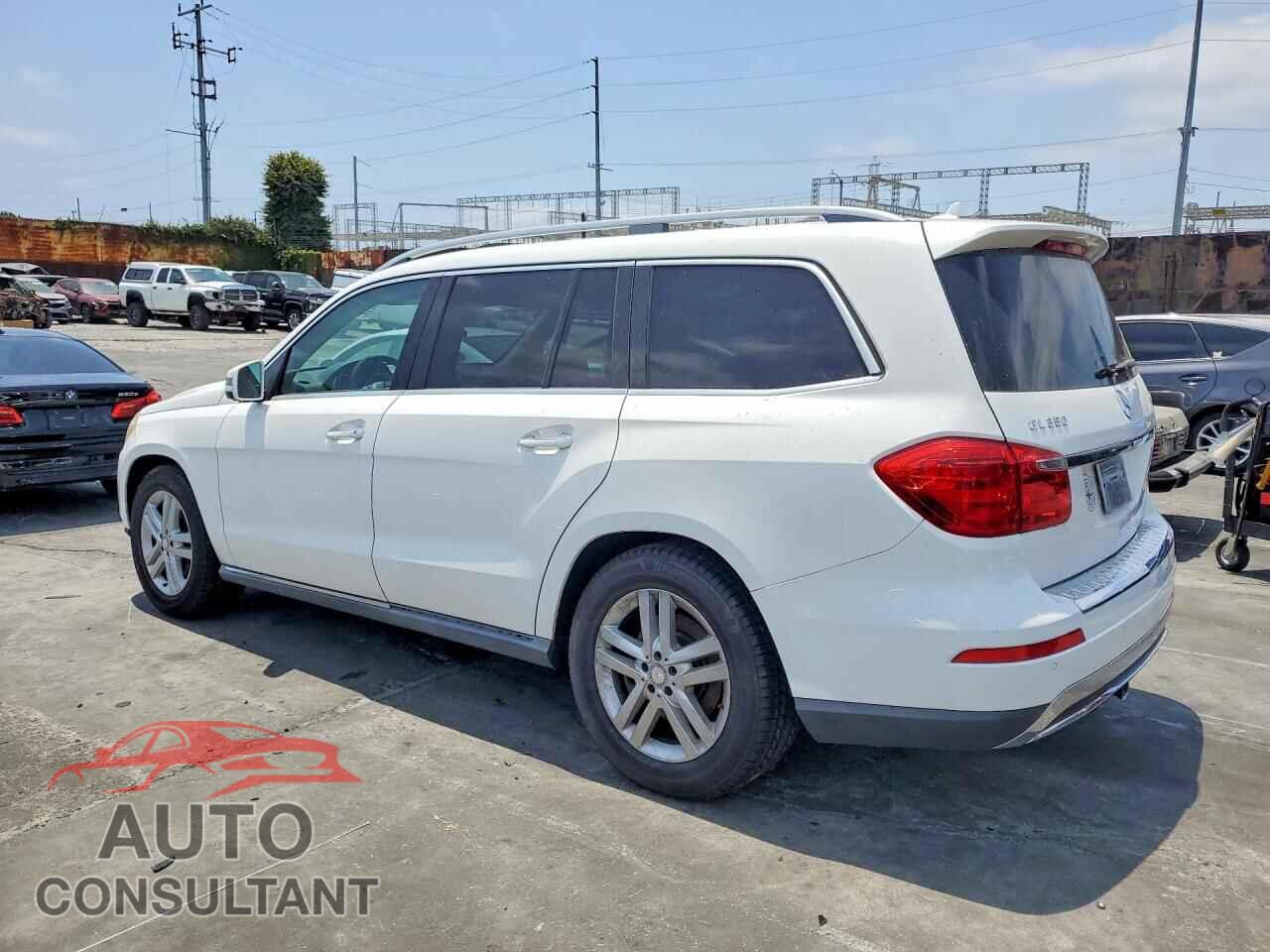 MERCEDES-BENZ GL-CLASS 2015 - 4JGDF2EE2FA481156