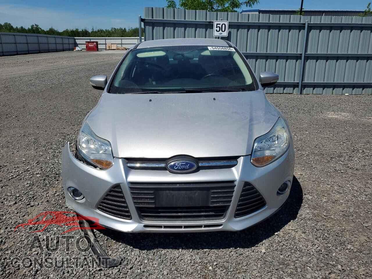 FORD FOCUS 2014 - 1FADP3F24EL273607
