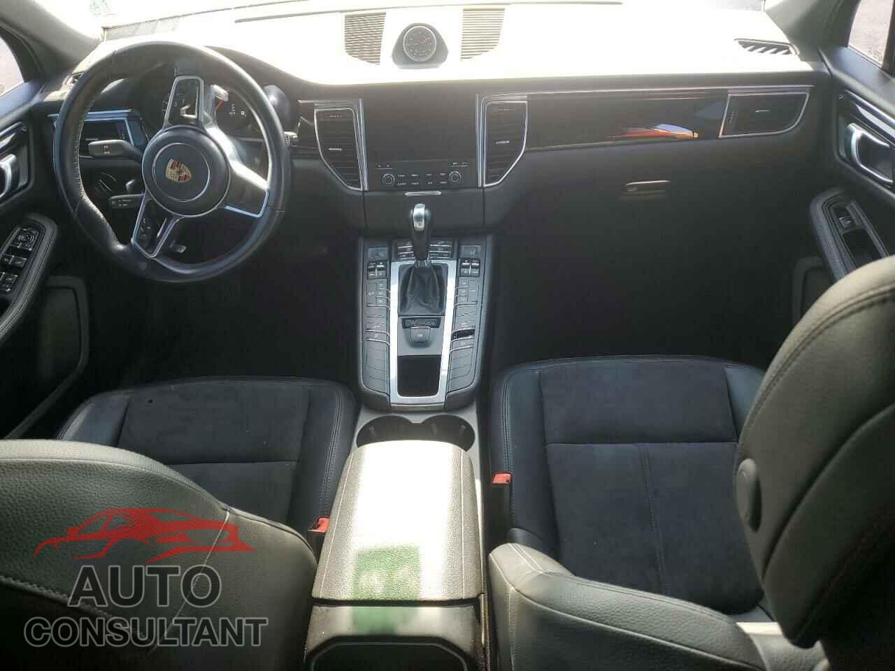 PORSCHE MACAN 2018 - WP1AA2A57JLB22375