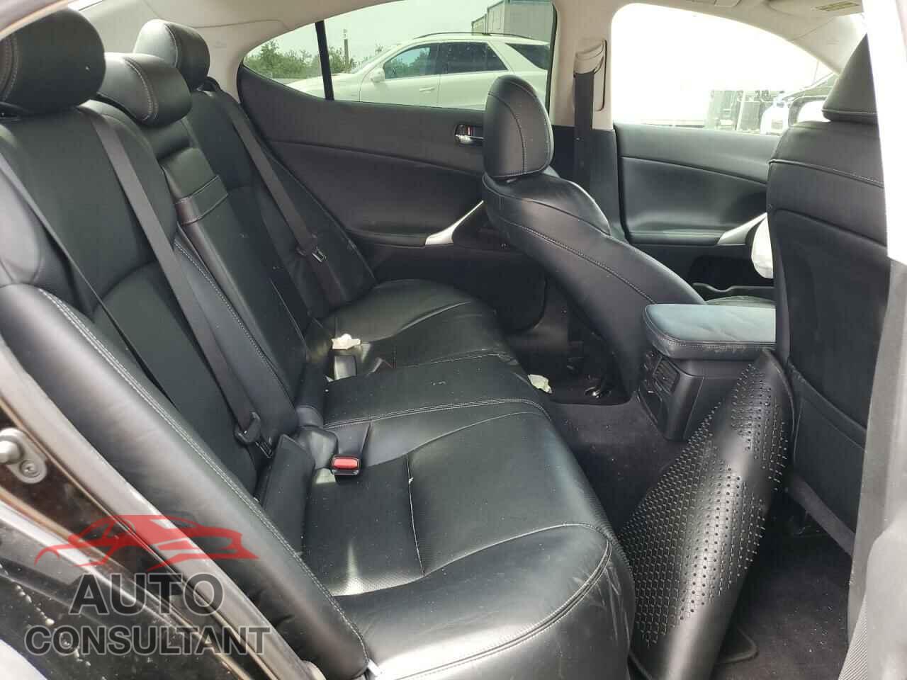 LEXUS IS 2012 - JTHBE5C21C5029923