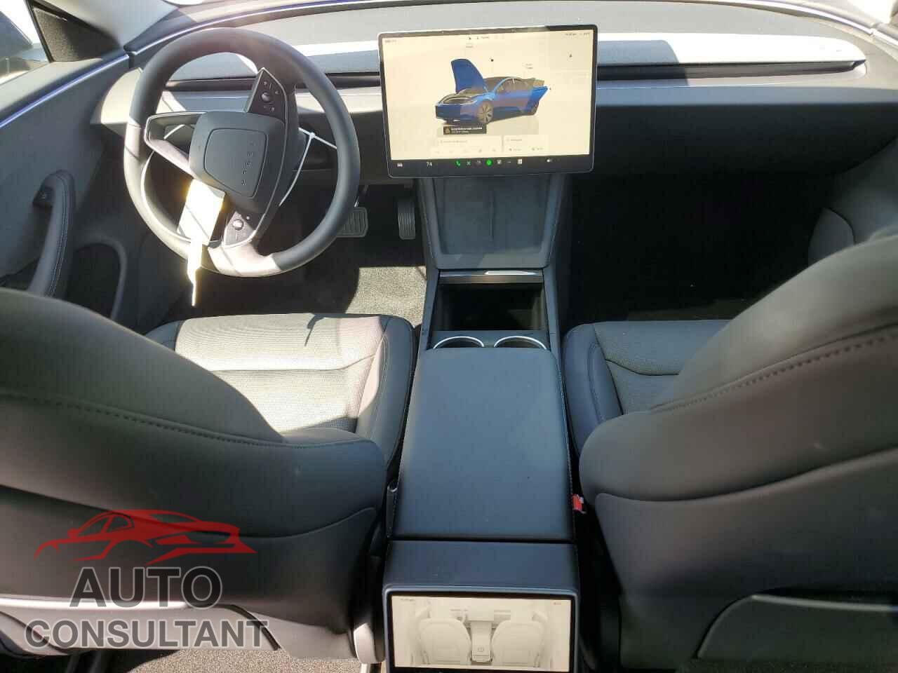 TESLA MODEL 3 2024 - 5YJ3E1EA2RF846411