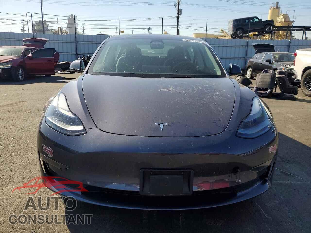 TESLA MODEL 3 2023 - 5YJ3E1EA5PF665994
