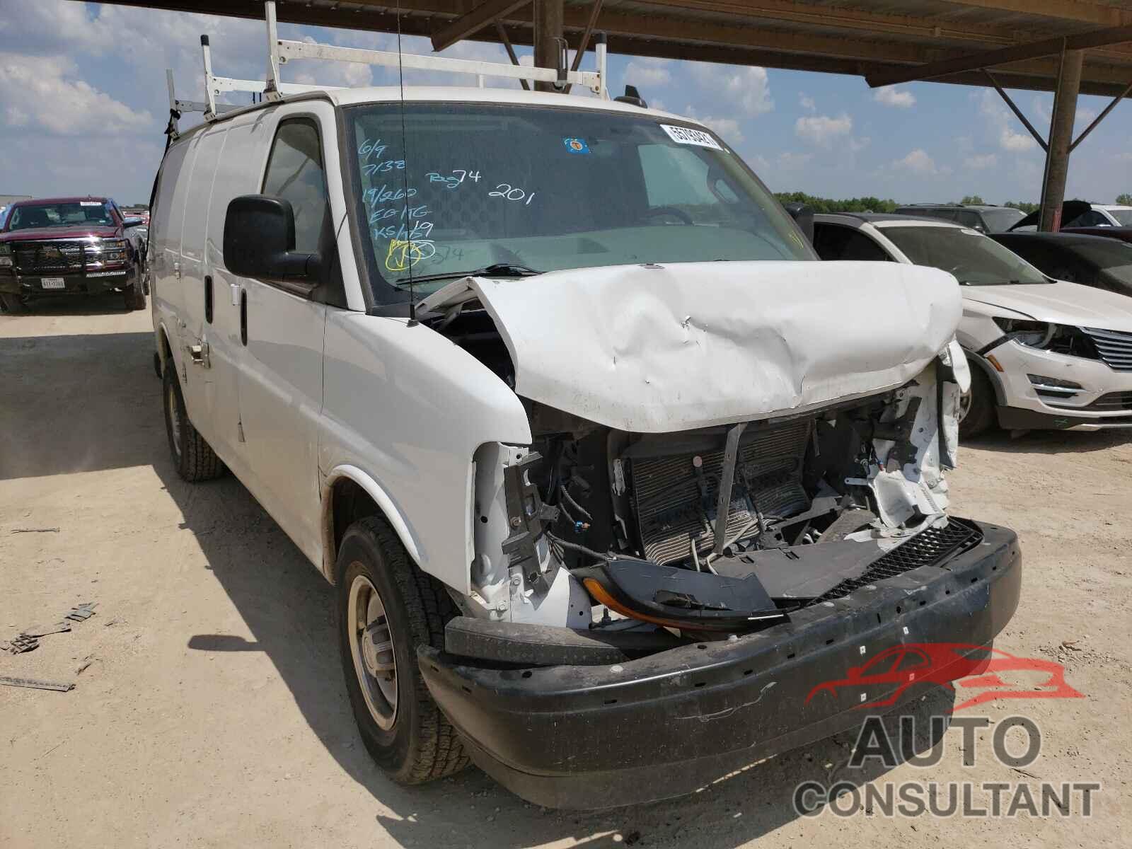 CHEVROLET EXPRESS 2019 - 1GCWGAFG8K1268274