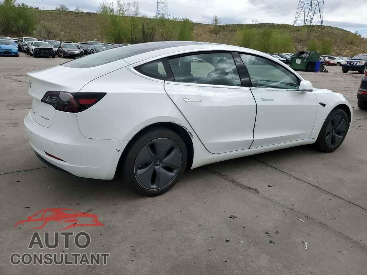 TESLA MODEL 3 2018 - 5YJ3E1EB9JF088855