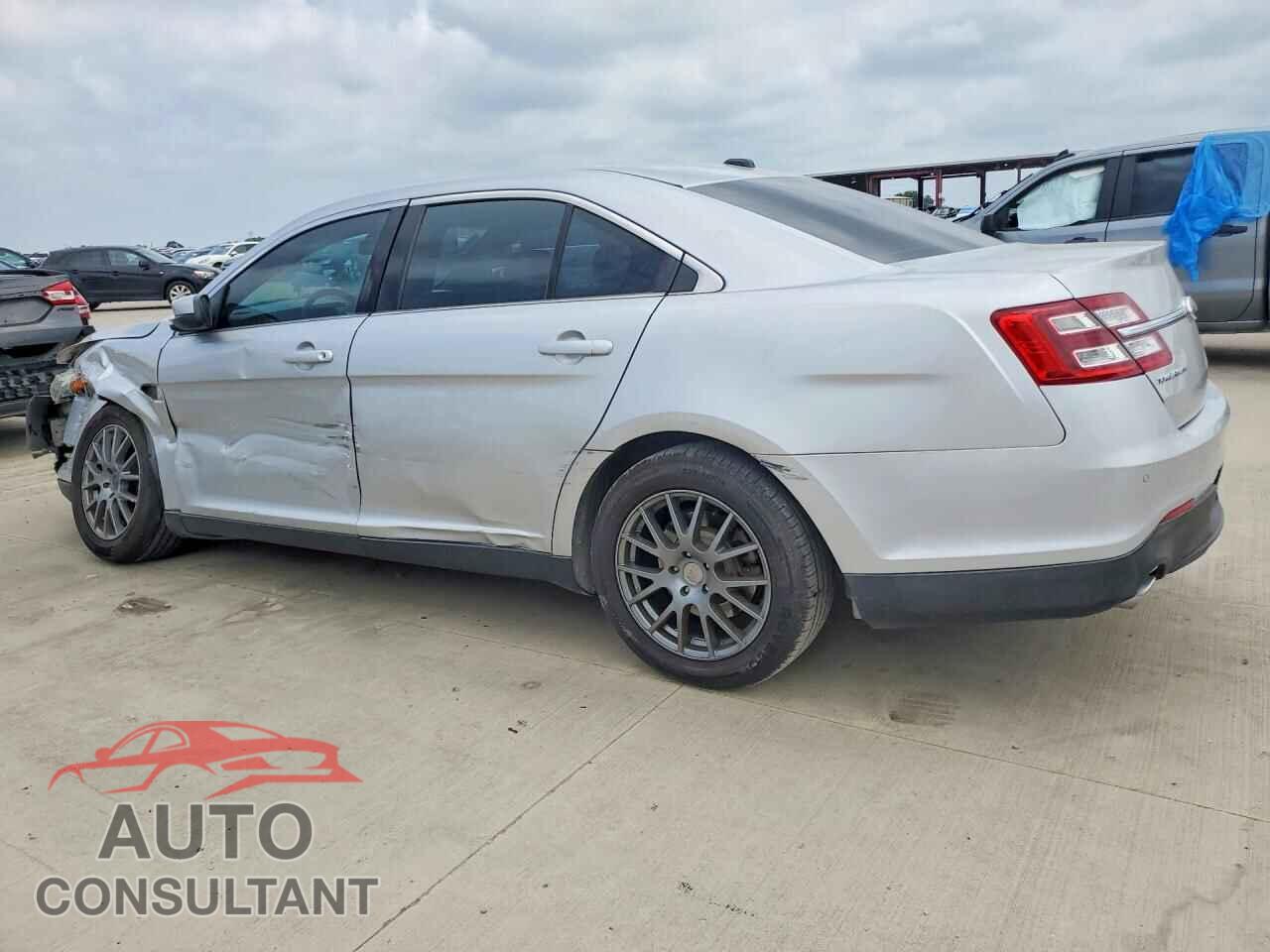 FORD TAURUS 2011 - 1FAHP2E80DG192676