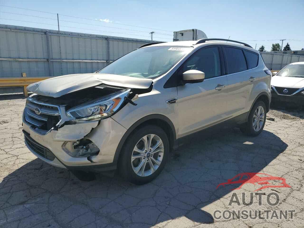 FORD ESCAPE 2017 - 1FMCU0GD3HUC47247