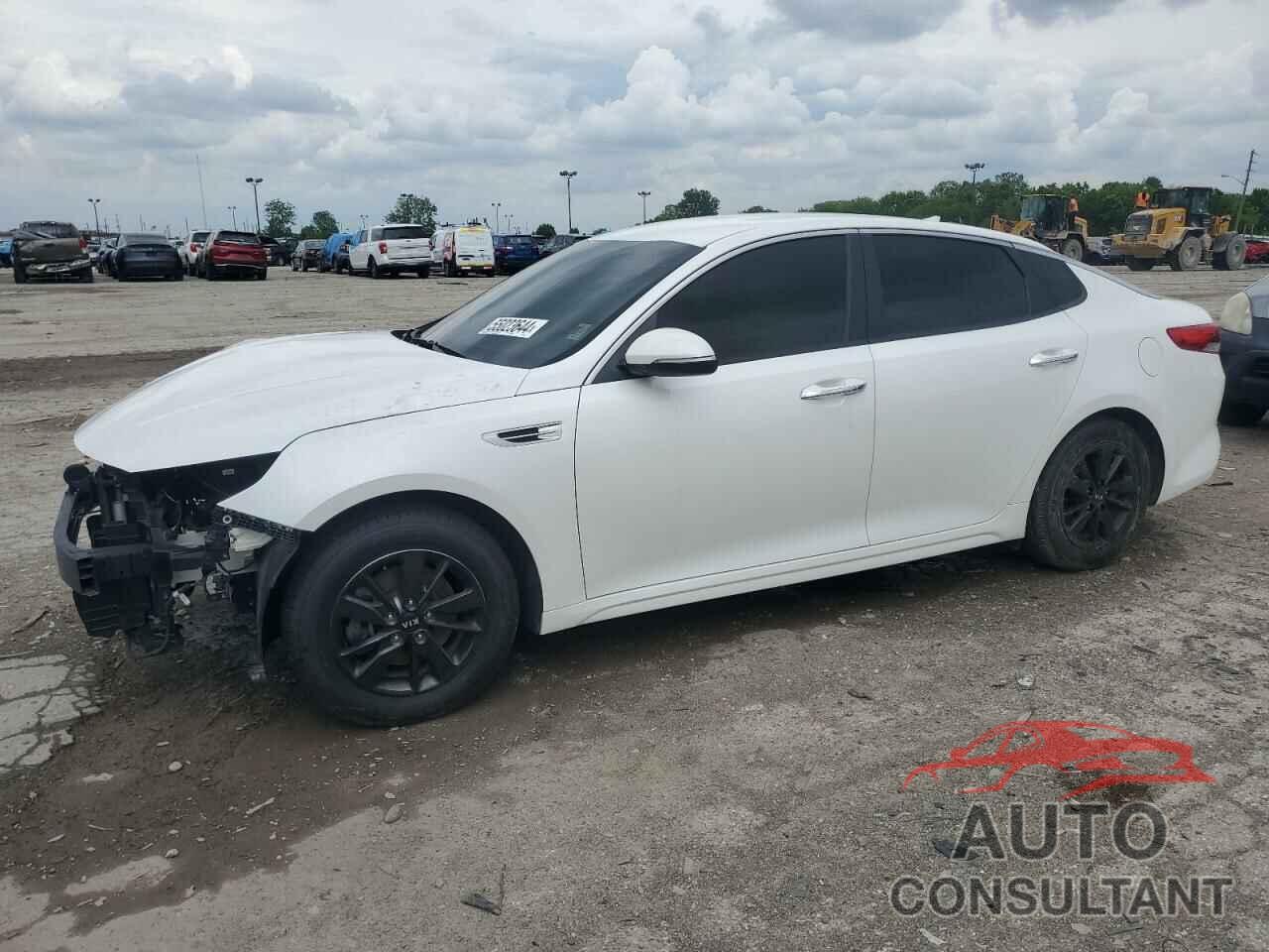 KIA OPTIMA 2018 - KNAGT4L32J5205954