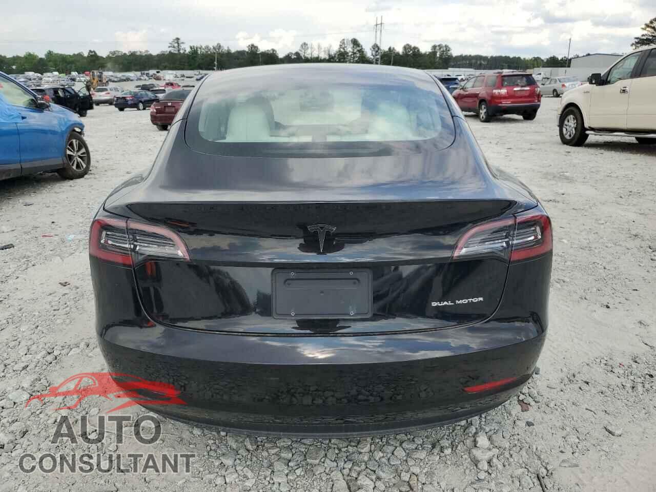 TESLA MODEL 3 2021 - 5YJ3E1EB6MF924948