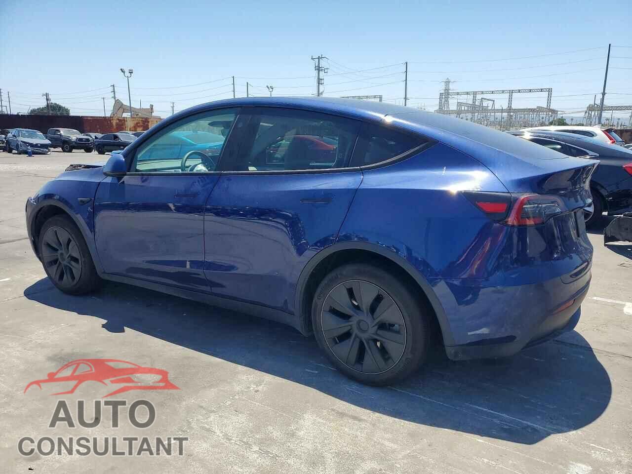 TESLA MODEL Y 2024 - 7SAYGDED8RF153681