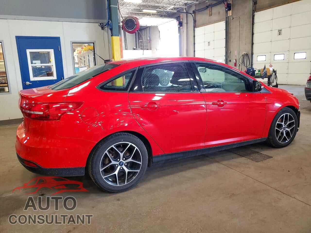 FORD FOCUS 2017 - 1FADP3H21HL249248