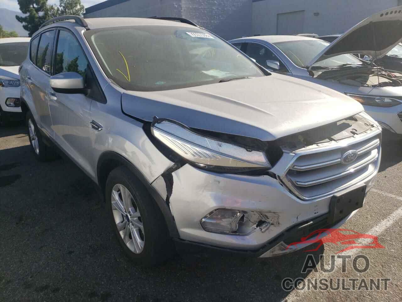 FORD ESCAPE 2017 - 1FMCU0GD2HUE75689