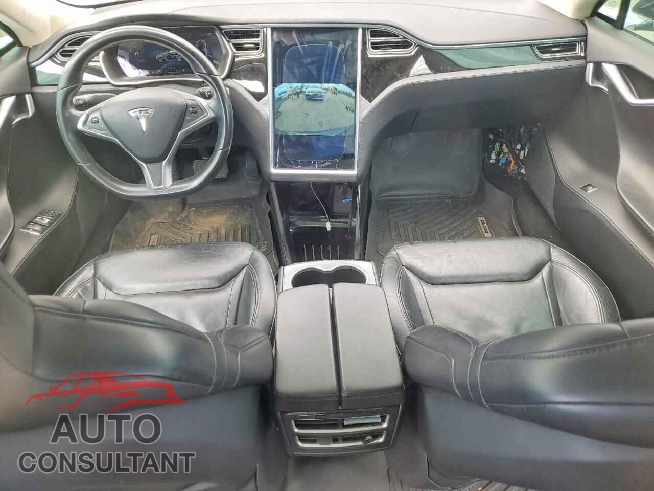 TESLA MODEL S 2015 - 5YJSA1E11FF116590