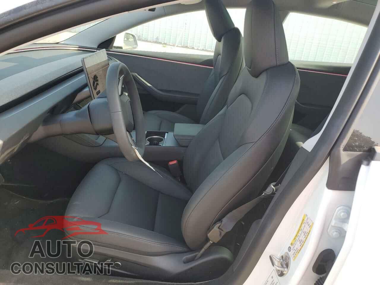 TESLA MODEL 3 2024 - 5YJ3E1EA1RF733761