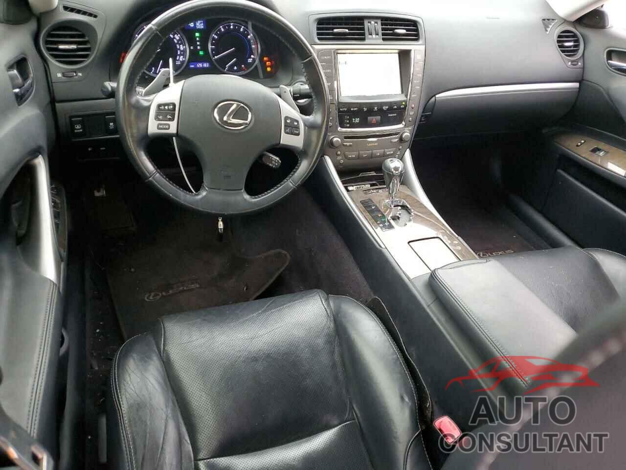 LEXUS IS 2012 - JTHCF5C25C5055684