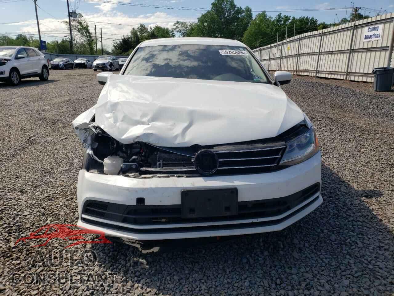 VOLKSWAGEN JETTA 2017 - 3VW2B7AJ4HM403083