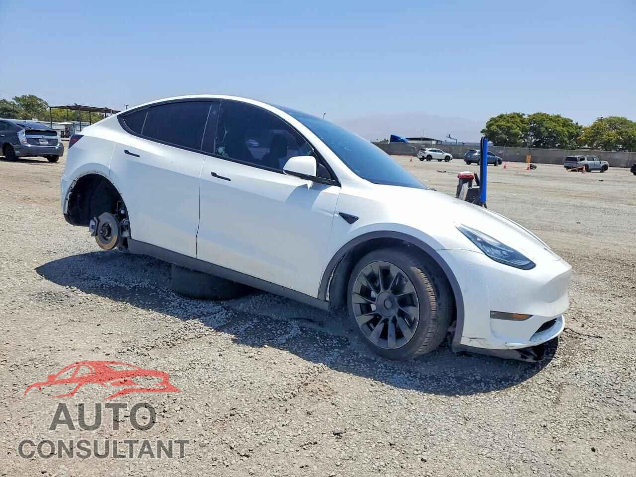 TESLA MODEL Y 2022 - 7SAYGDEE6NF371069