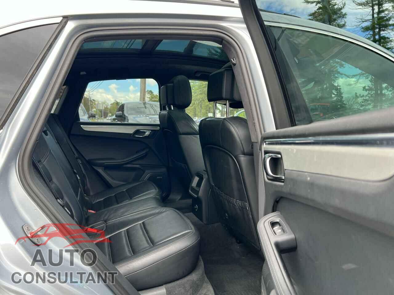 PORSCHE MACAN 2015 - WP1AF2A53FLB95347