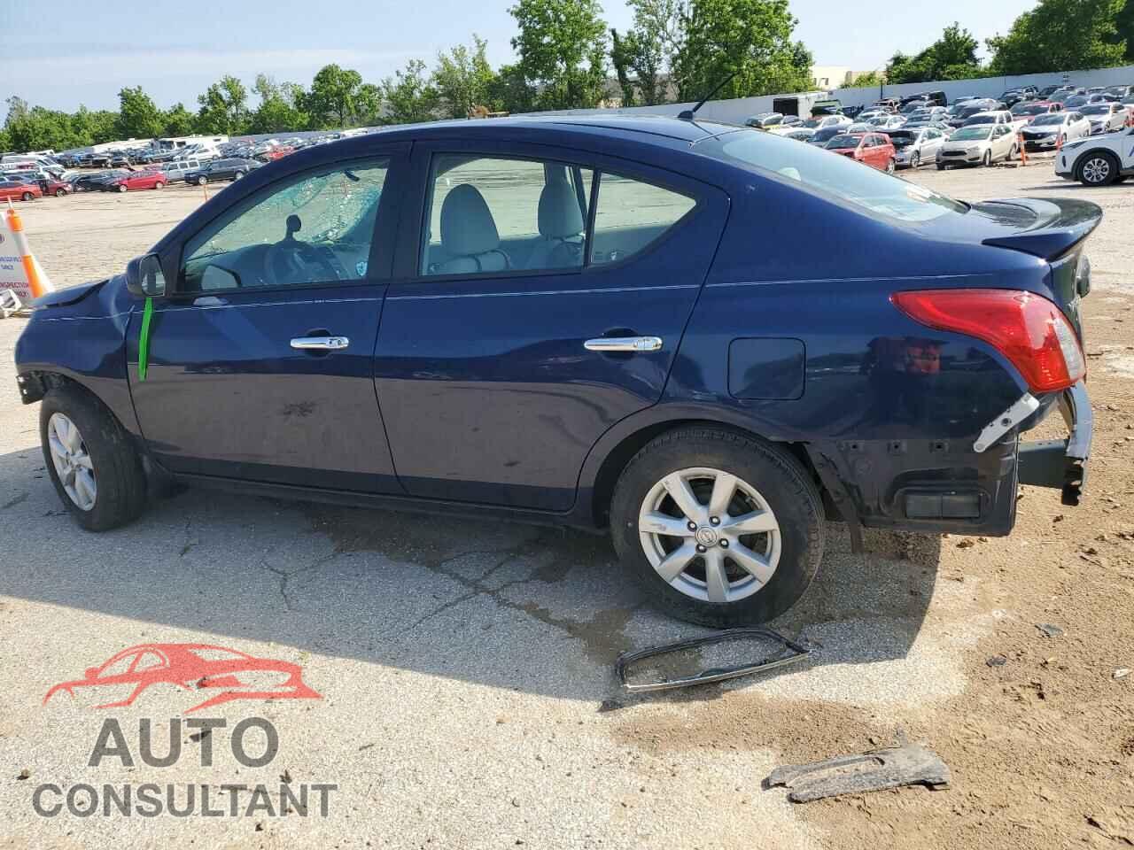NISSAN VERSA 2013 - 3N1CN7AP7DL852182
