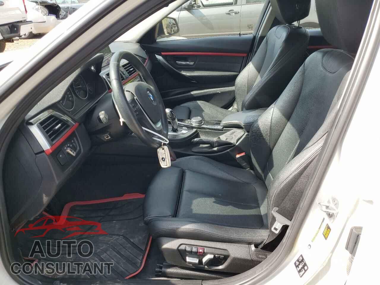 BMW 3 SERIES 2016 - WBA8E5G57GNU21193