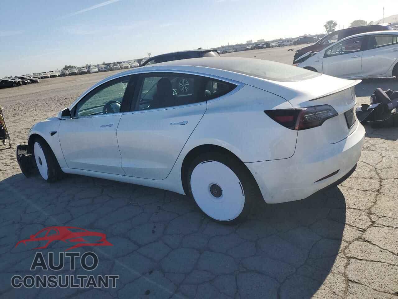 TESLA MODEL 3 2019 - 5YJ3E1EA7KF326727