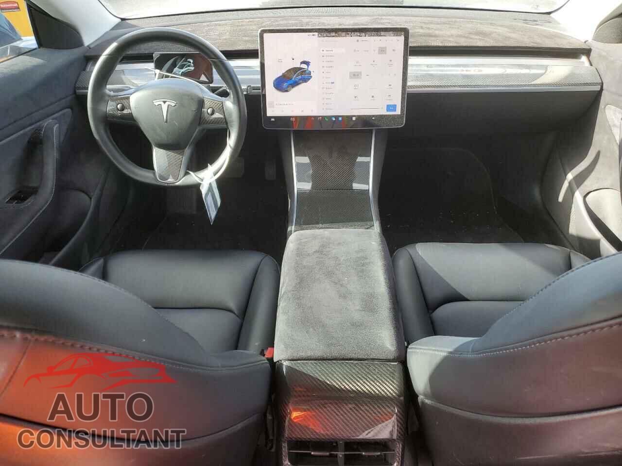 TESLA MODEL 3 2018 - 5YJ3E1EA2JF033879