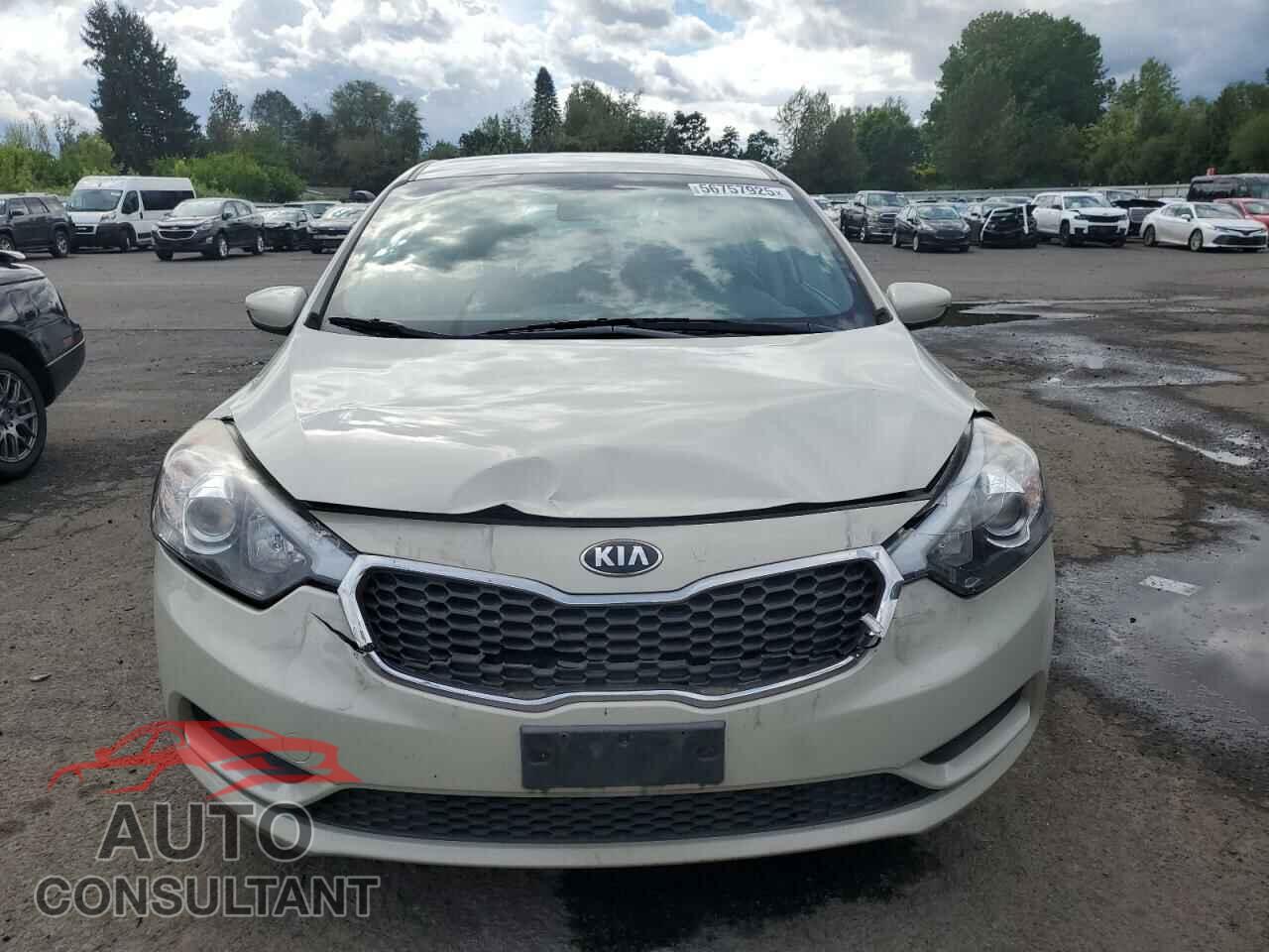 KIA FORTE 2015 - KNAFK4A67F5395432