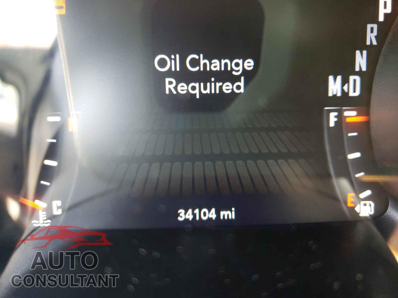 DODGE CHALLENGER 2019 - 2C3CDZBT4KH660445