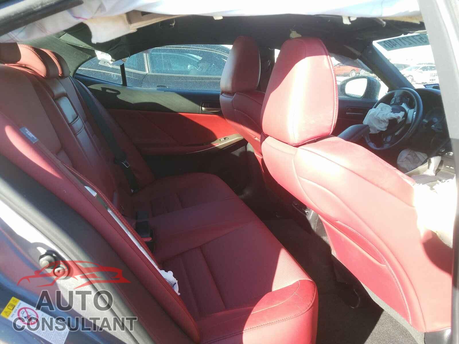 LEXUS IS 2017 - JTHBA1D20H5045363
