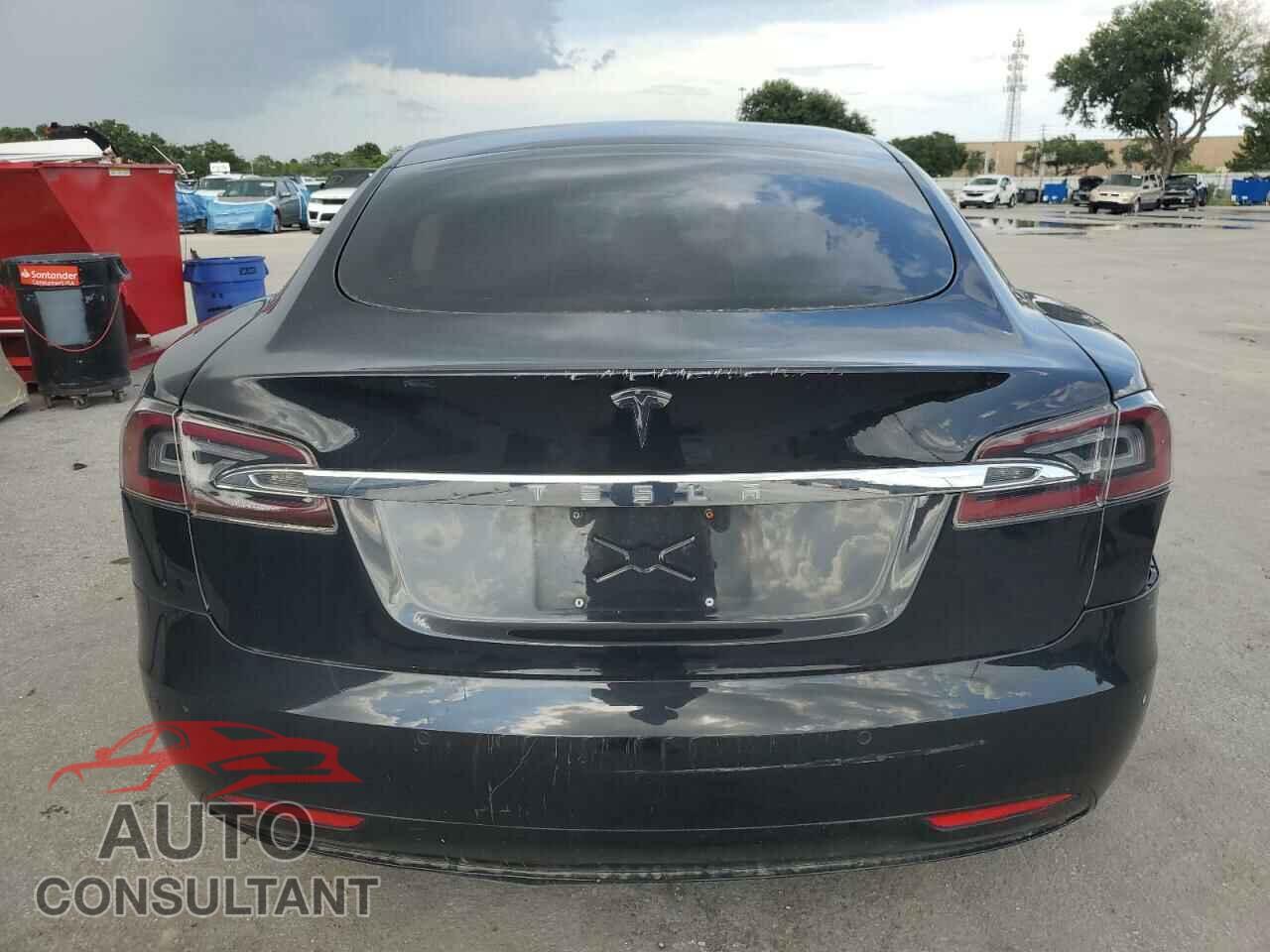 TESLA MODEL S 2017 - 5YJSA1E2XHF194670