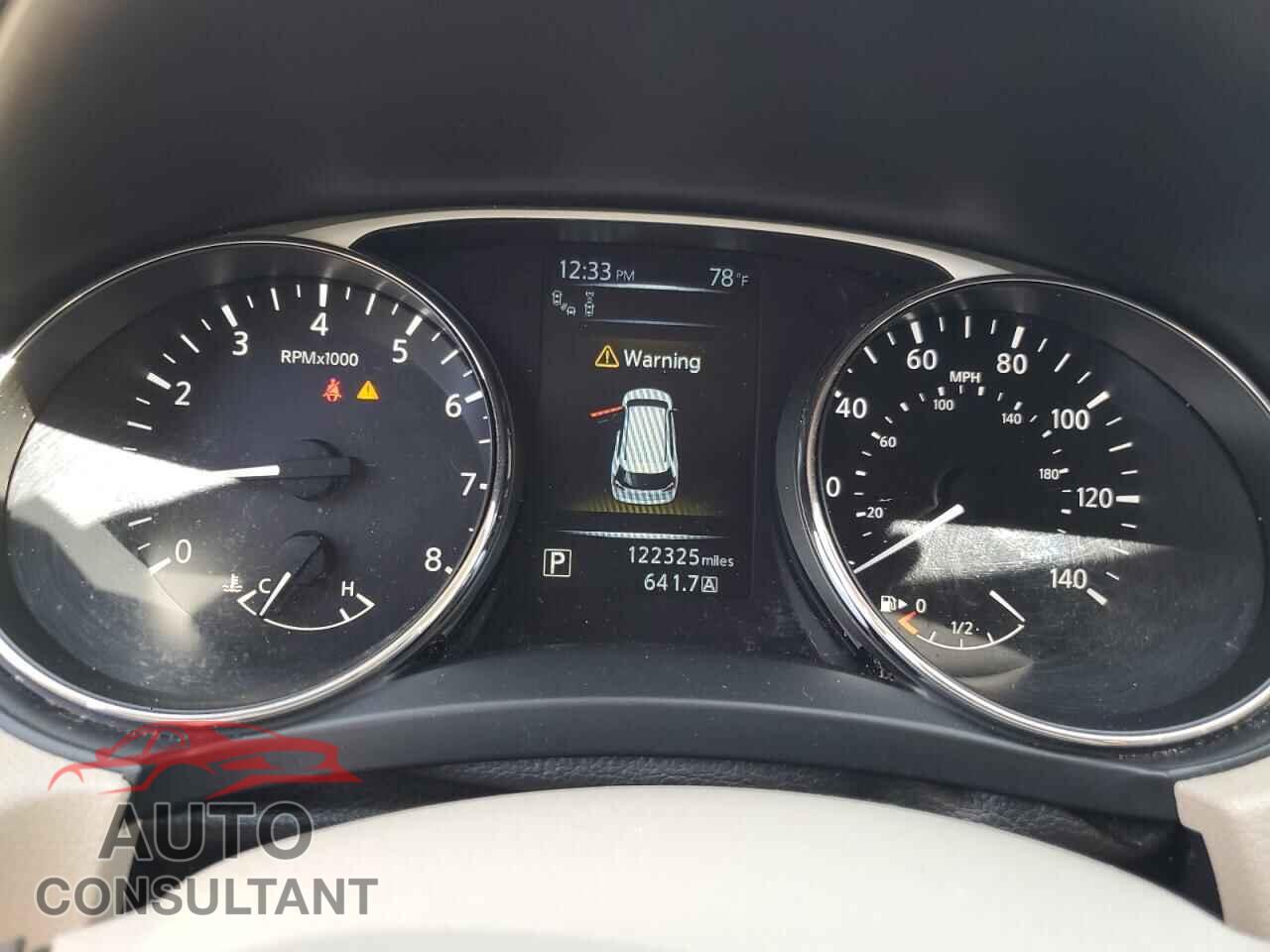 NISSAN ROGUE 2015 - 5N1AT2MT2FC779397