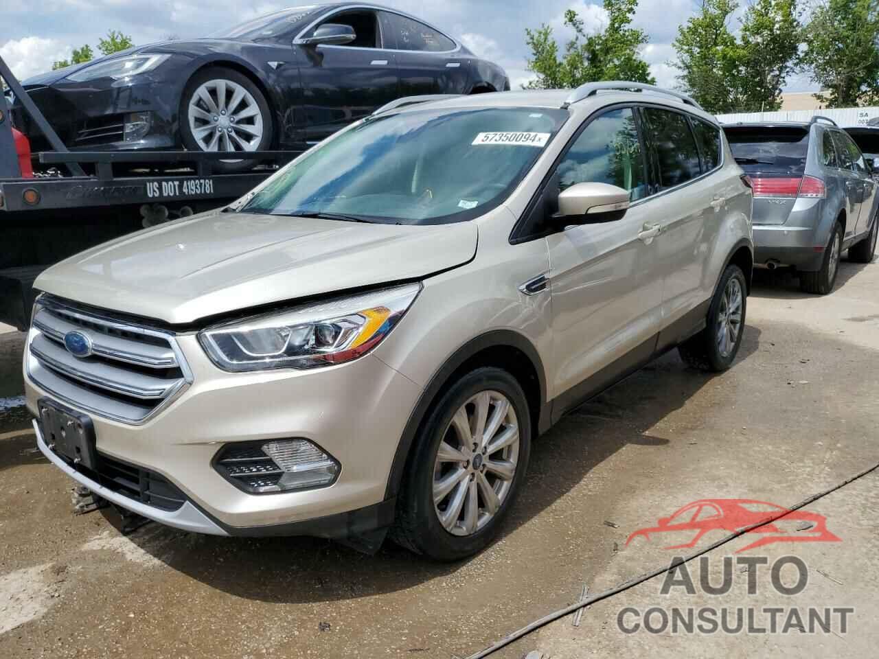 FORD ESCAPE 2017 - 1FMCU0JD2HUE72414