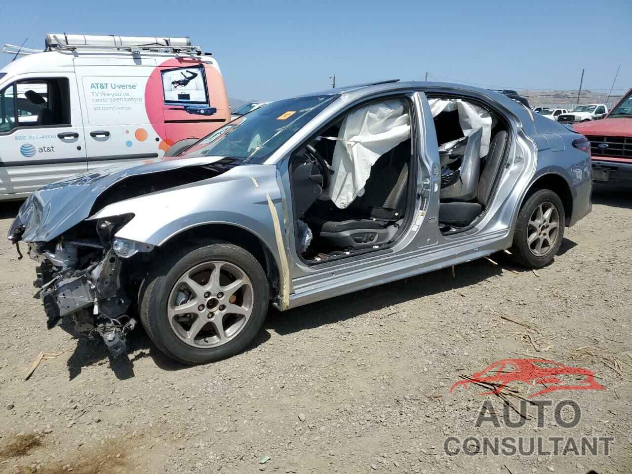 TOYOTA CAMRY 2022 - 4T1T11AK8NU636662
