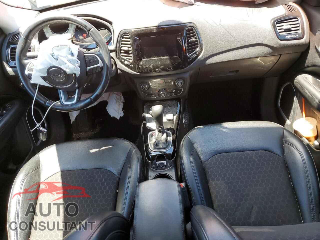 JEEP COMPASS 2020 - 3C4NJDBB4LT157448