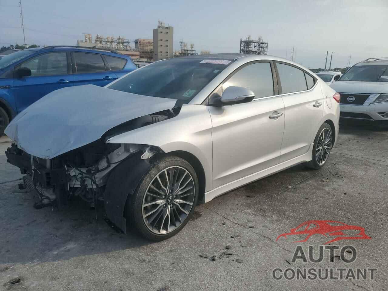 HYUNDAI ELANTRA 2018 - KMHD04LB4JU514347