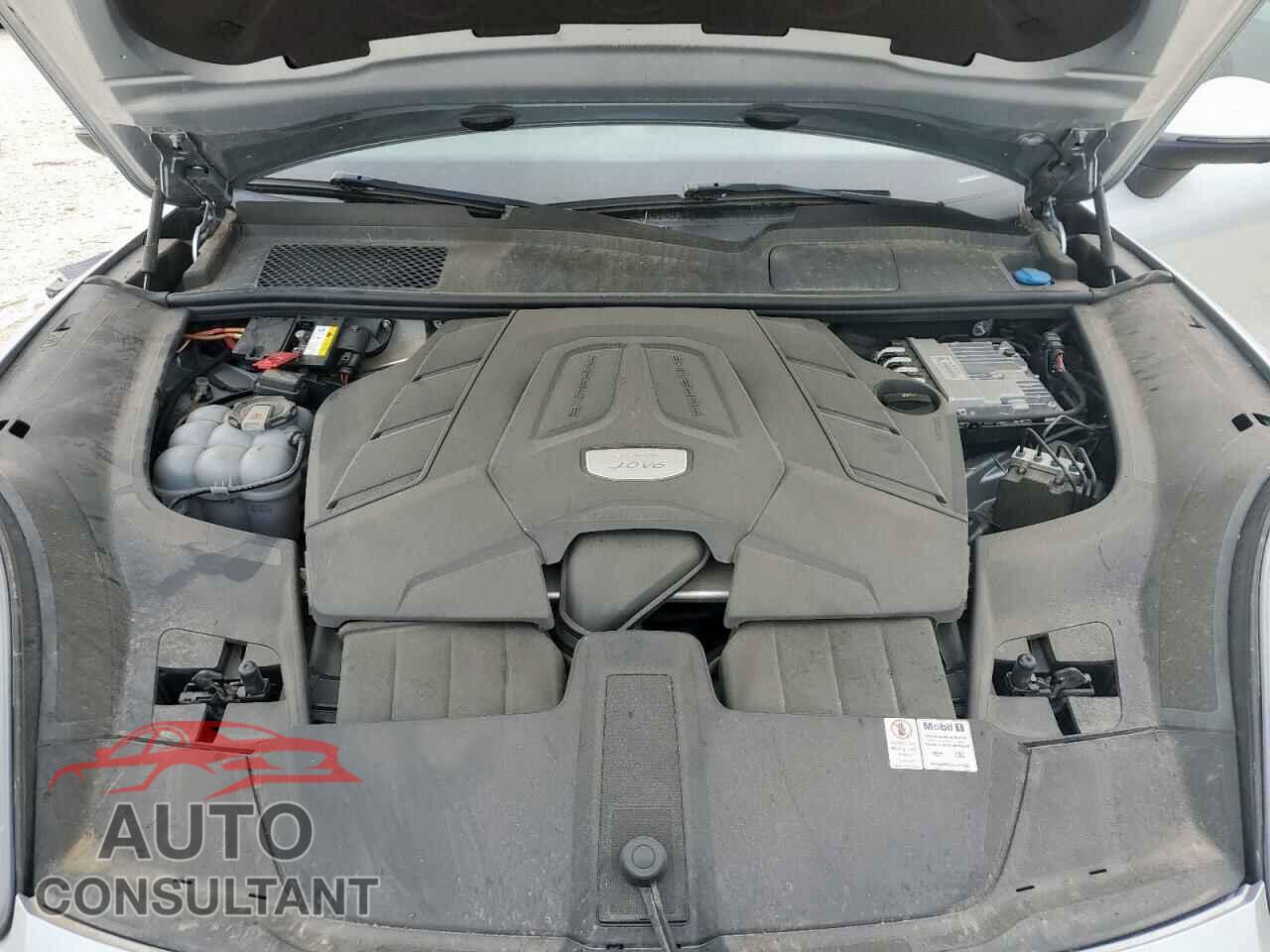 PORSCHE CAYENNE 2019 - WP1AA2AY7KDA10147