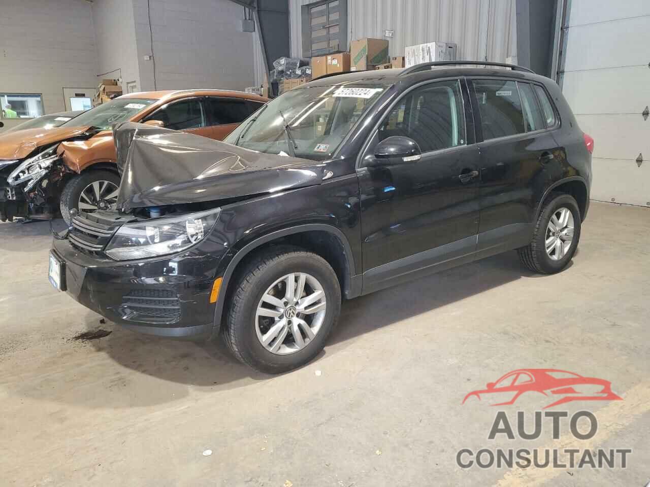 VOLKSWAGEN TIGUAN 2017 - WVGAV7AX9HK001637