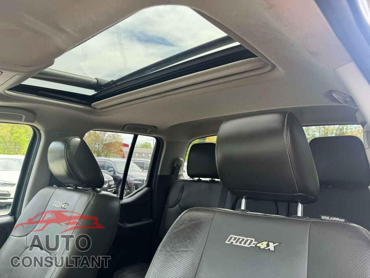 NISSAN FRONTIER 2013 - 1N6AD0EV3DN736563