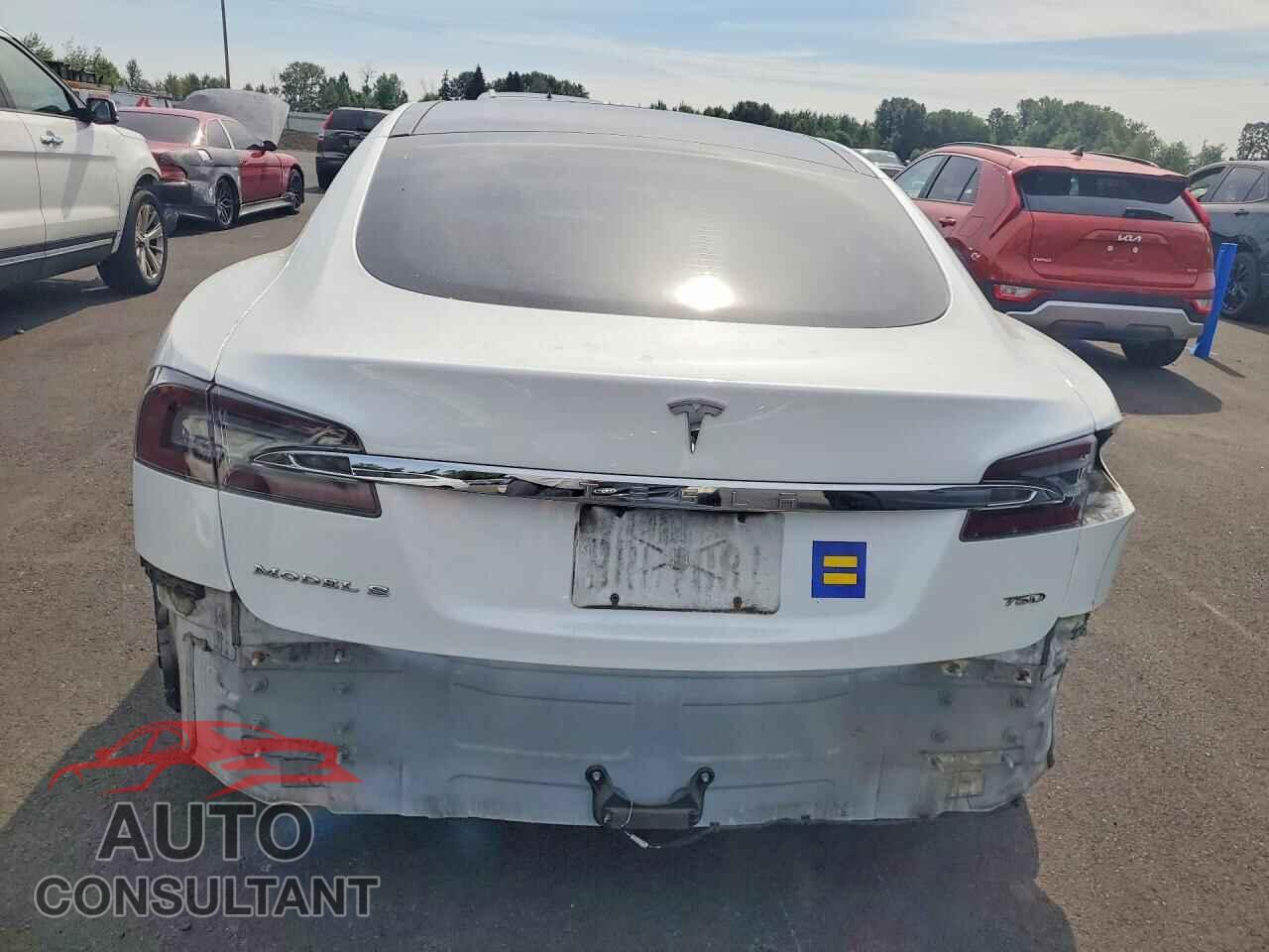 TESLA MODEL S 2016 - 5YJSA1E27GF153010