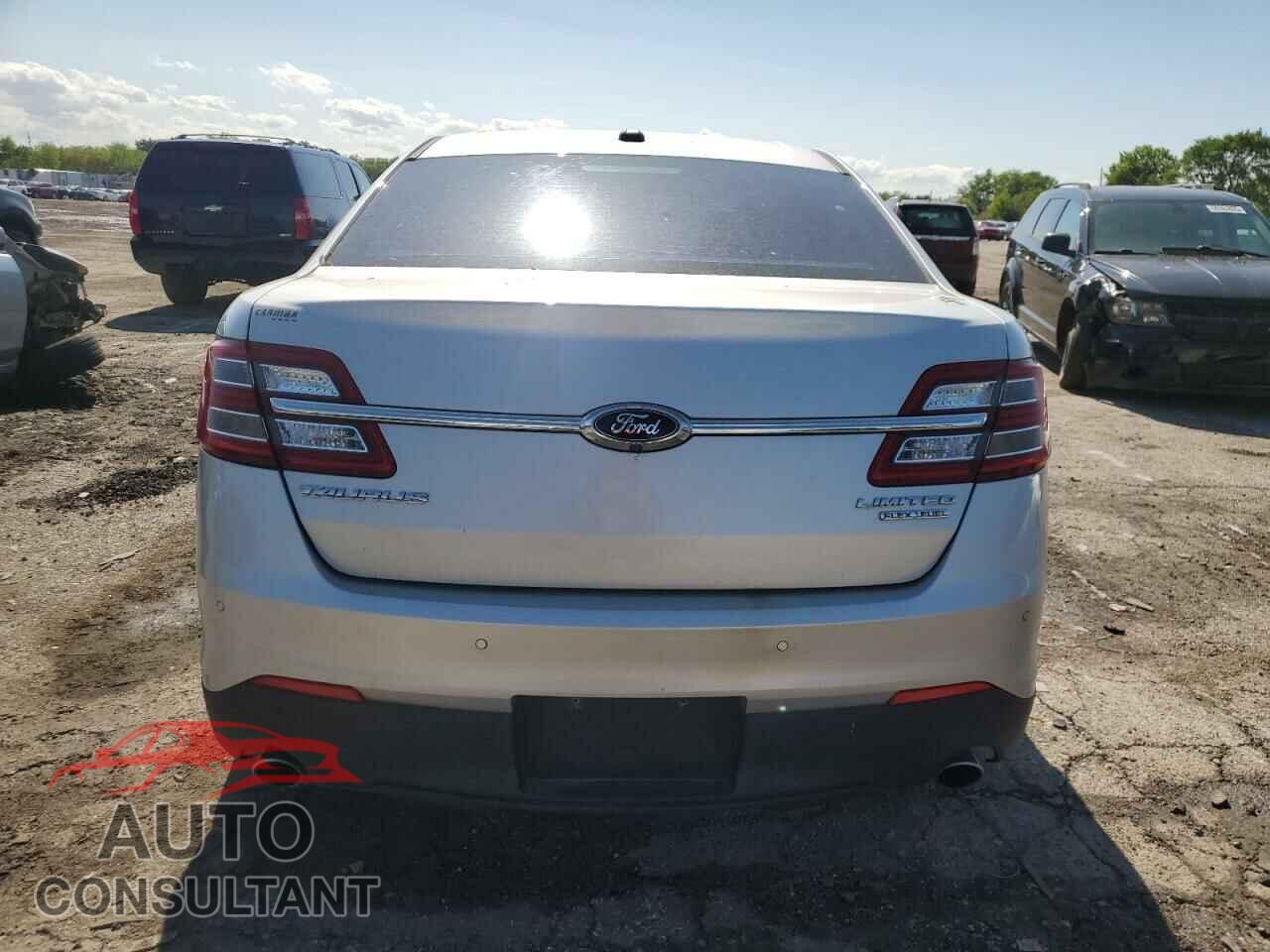 FORD TAURUS 2013 - 1FAHP2F82DG168720