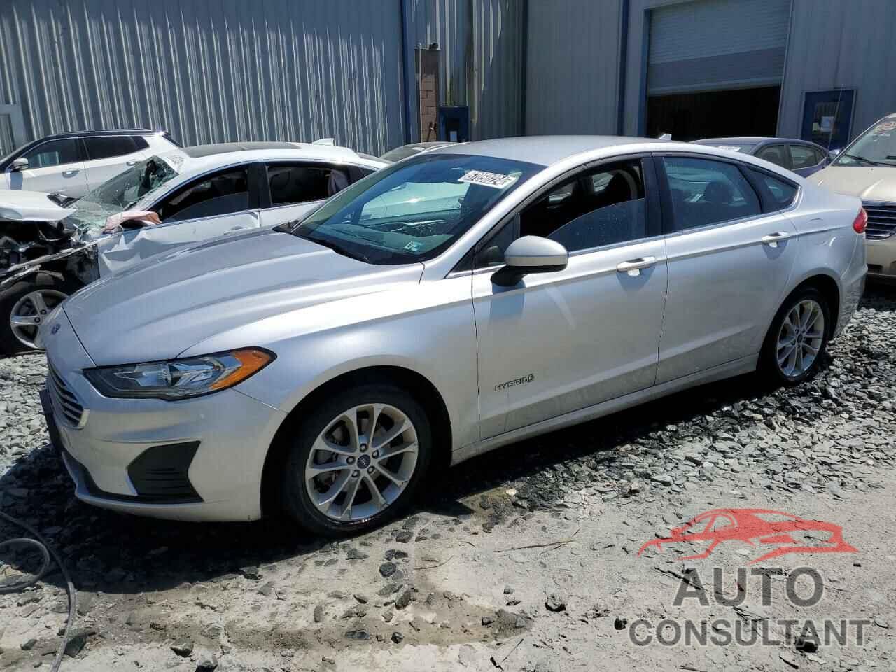 FORD FUSION 2019 - 3FA6P0LU3KR163092