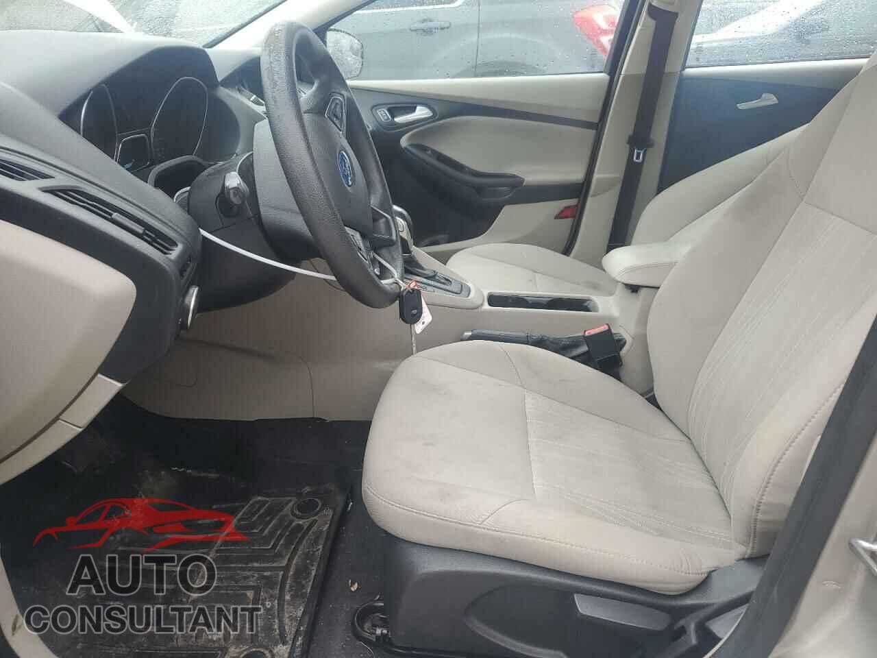 FORD FOCUS 2016 - 1FADP3K21GL259477