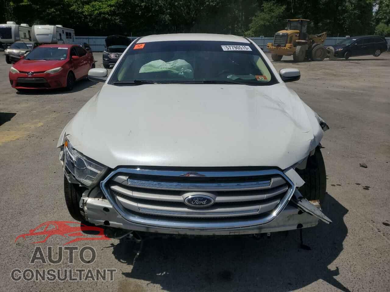 FORD TAURUS 2015 - 1FAHP2E82FG108442