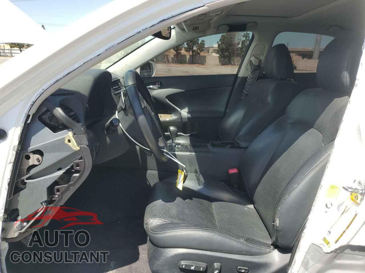 LEXUS IS 2012 - JTHBF5C2XC5162760