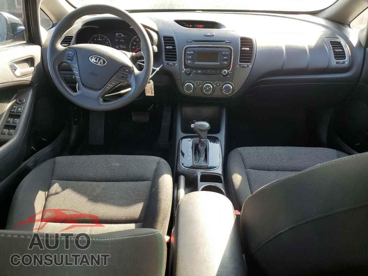 KIA FORTE 2017 - 3KPFK4A70HE058152
