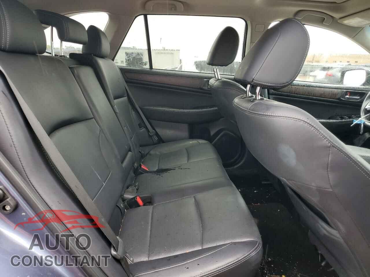 SUBARU OUTBACK 2017 - 4S4BSAKC4H3386475
