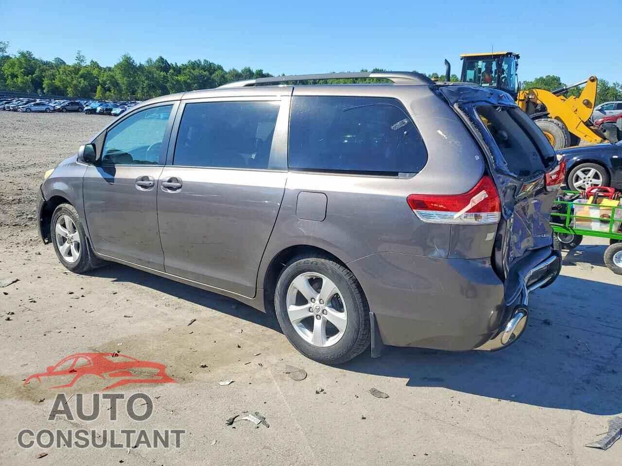 TOYOTA SIENNA 2012 - 5TDKK3DC7CS210413