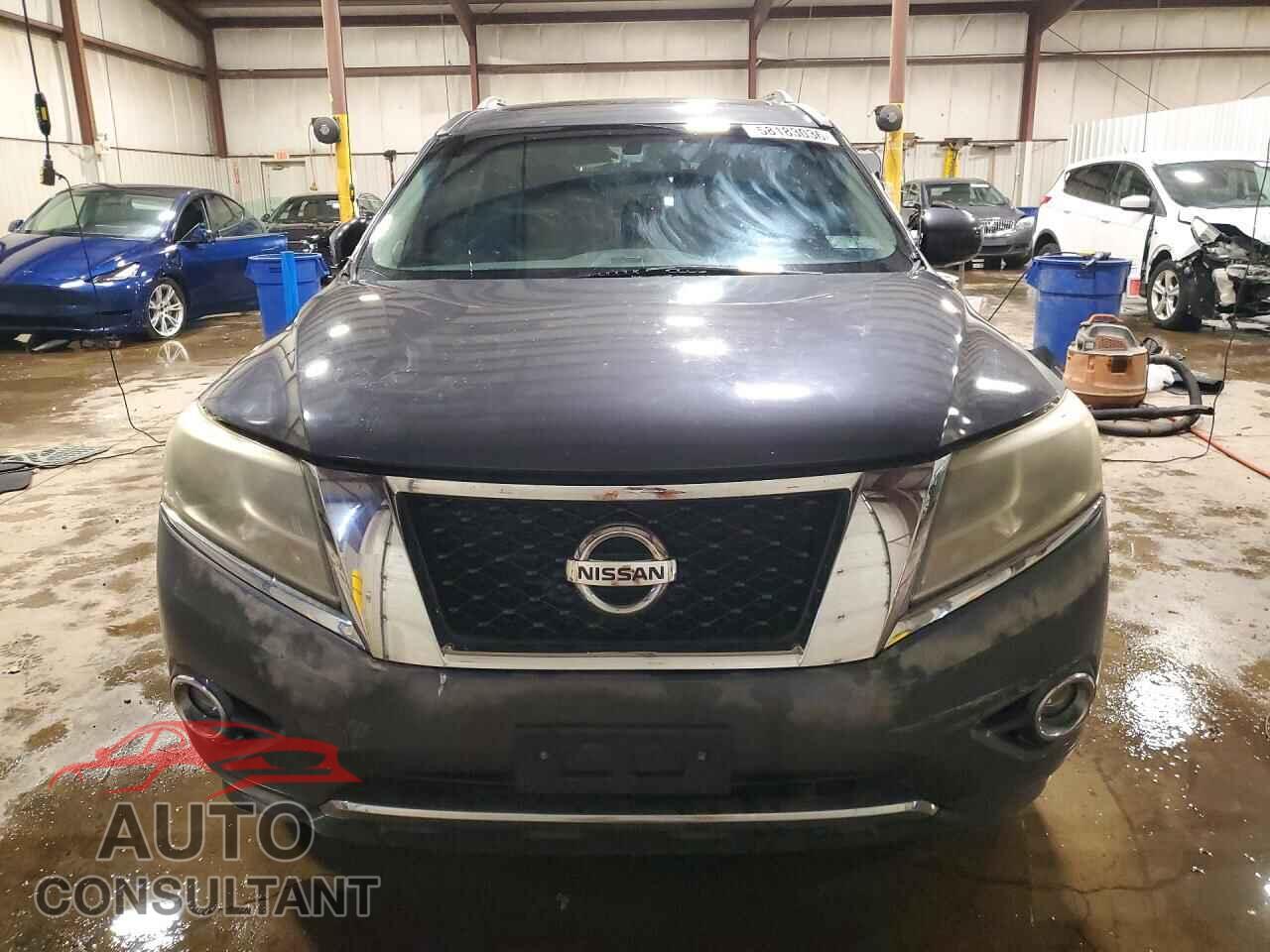 NISSAN PATHFINDER 2013 - 5N1AR2MM2DC644554