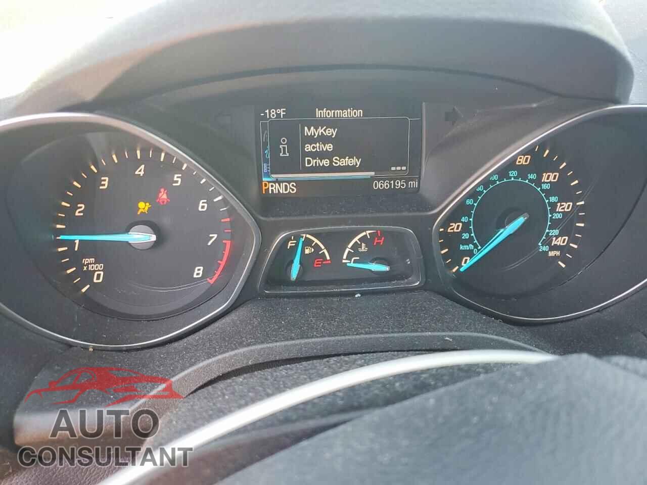 FORD ESCAPE 2015 - 1FMCU0G99FUB92439